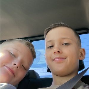 Meet your Posher, Adrian